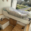 Caravane italienne de luxe en aluminium, armoires personnalisées, rangement léger, lit personnalisé pour camping-car 