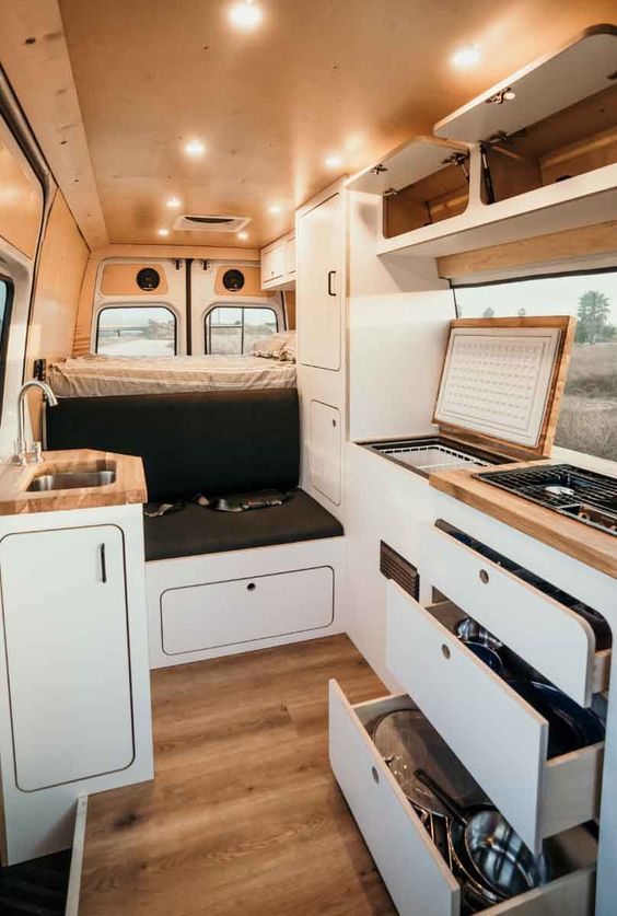 armoire de cuisine pour camping-car