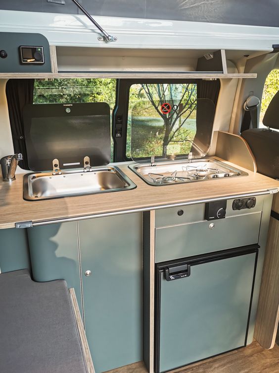 armoires de cuisine pour camping-car5