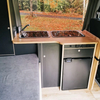 Armoire de cuisine de camping-car multifonctionnelle faite sur commande de meubles de RV en aluminium de surface mate