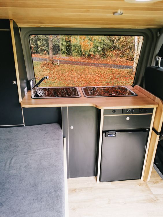 armoire de cuisine pour camping-car