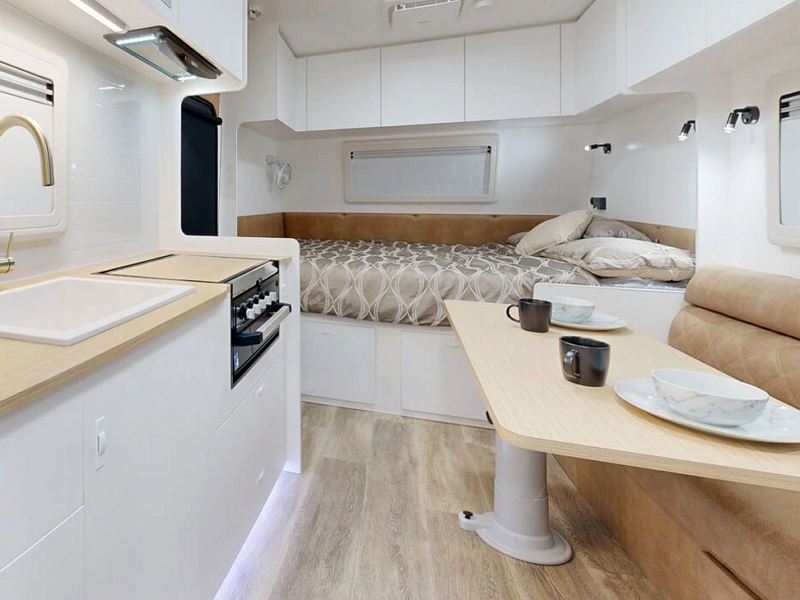 Personnalisation de meubles en aluminium pour camping-car2