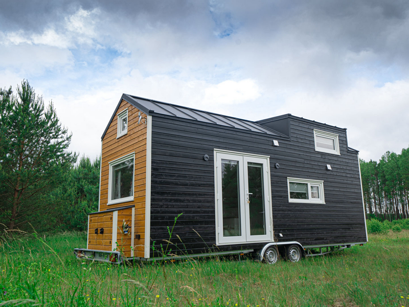 Comment choisir des meubles en aluminium adaptés à votre mobil-home ?