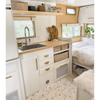 Meubles RV personnalisés en aluminium léger par Cabinet RV