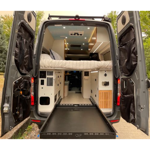 Camping-car professionnel, rénovation, Design, Table de rangement externe extractible, meubles en aluminium