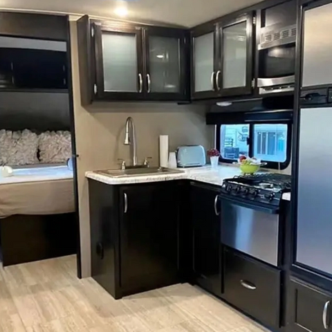 Armoires en aluminium modernes de luxe, remorque étanche personnalisée, armoire de cuisine pour camping-car RV