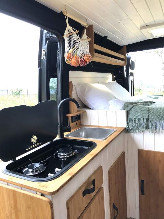 armoires de cuisine pour camping-car3