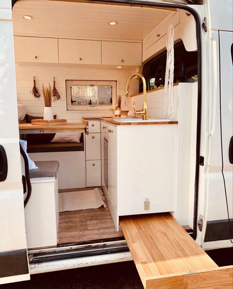 armoire de cuisine pour camping-car