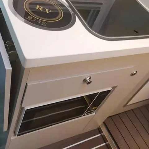 Meubles de luxe en aluminium brillant pour camping-car, véhicule récréatif, armoire de cuisine avec évier 