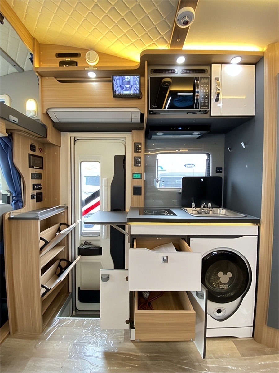 armoire de cuisine pour camping-car 4