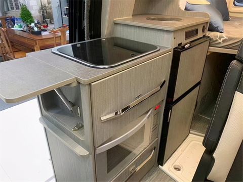 Meubles faits sur commande légers de van de Cabinets en aluminium imperméables ignifuges composés de RV