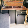 Armoire de cuisine de camping-car multifonctionnelle faite sur commande de meubles de RV en aluminium de surface mate