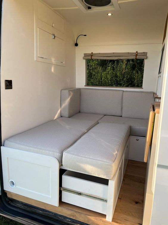 canapé-lit pour camping-car