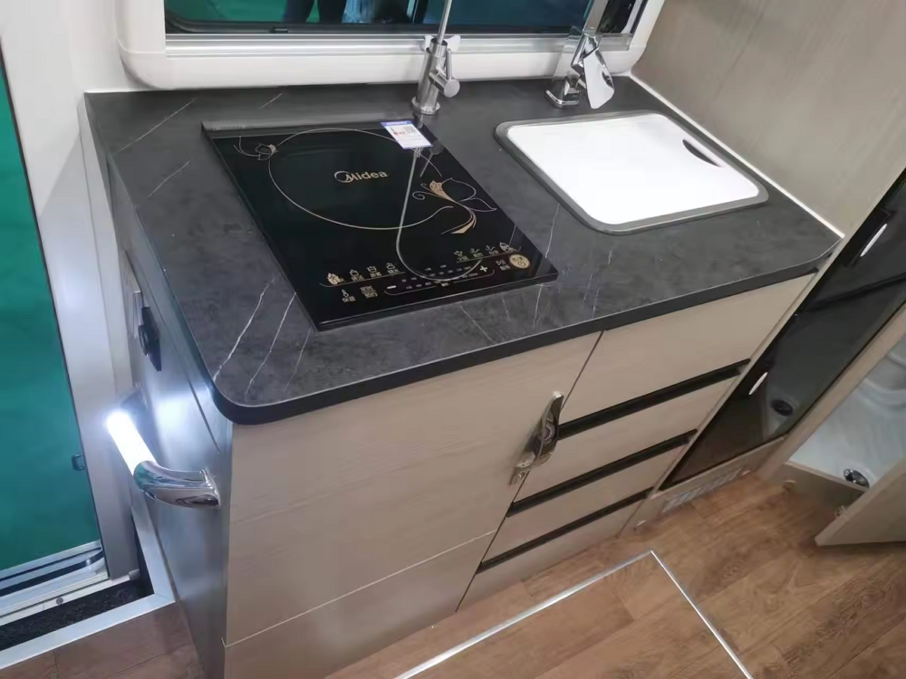 Véhicule récréatif en aluminium RV2 - 副本
