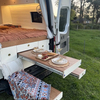 Lit de camping-car en aluminium de conception moderne, meubles de camping en panneau nid d'abeille en aluminium léger