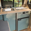 Armoire de cuisine en aluminium au design moderne, intérieur de camping-car léger, accessoires de camping-car