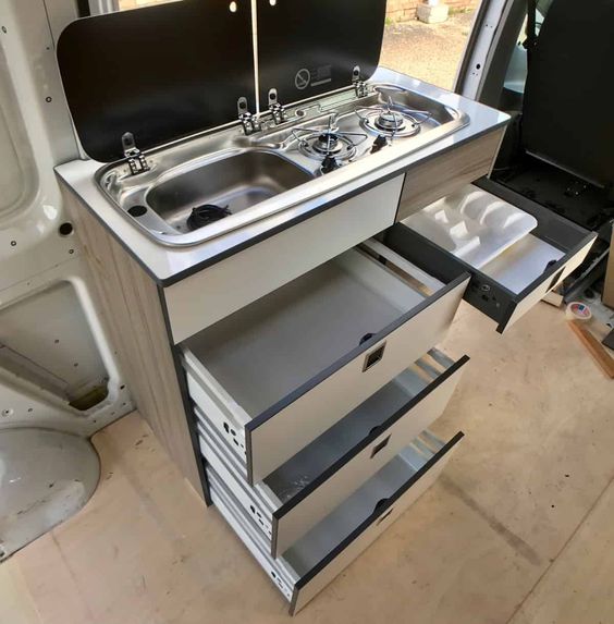 armoires de cuisine pour camping-car4
