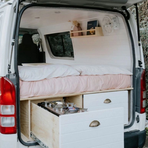Caravane crème française en aluminium, lit personnalisé pour camping-car, caravane légère de rangement, lit pour camping-car vw