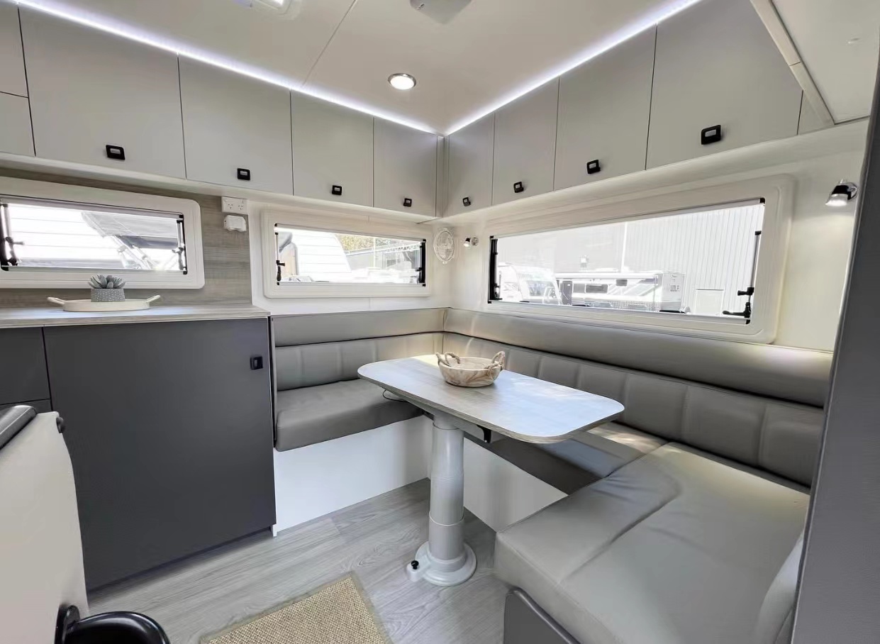canapé-lit pour camping-car