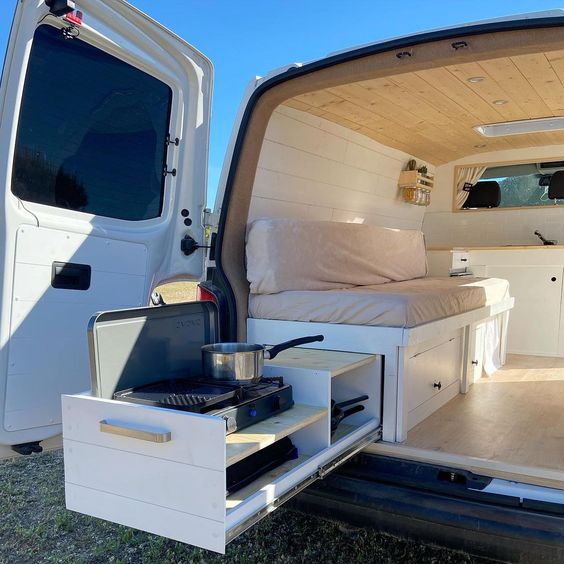 armoires de cuisine pour camping-car3