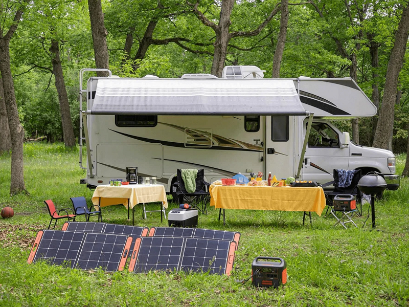 Comment choisir des meubles en aluminium adaptés à l’espace intérieur du camping-car ?